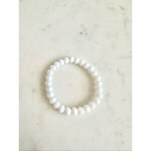Bright white stretch beaded bracelet